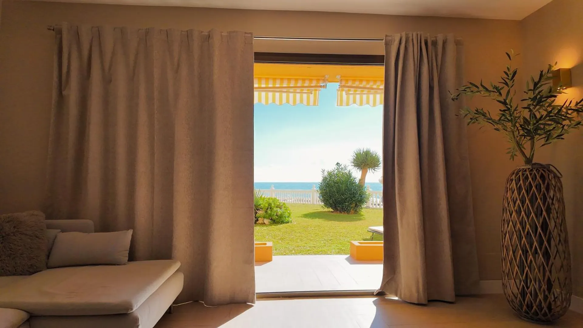Apartment Torremuelle Paradise Sun & Beach By Casa Del Sol Hr Benalmadena Spain
